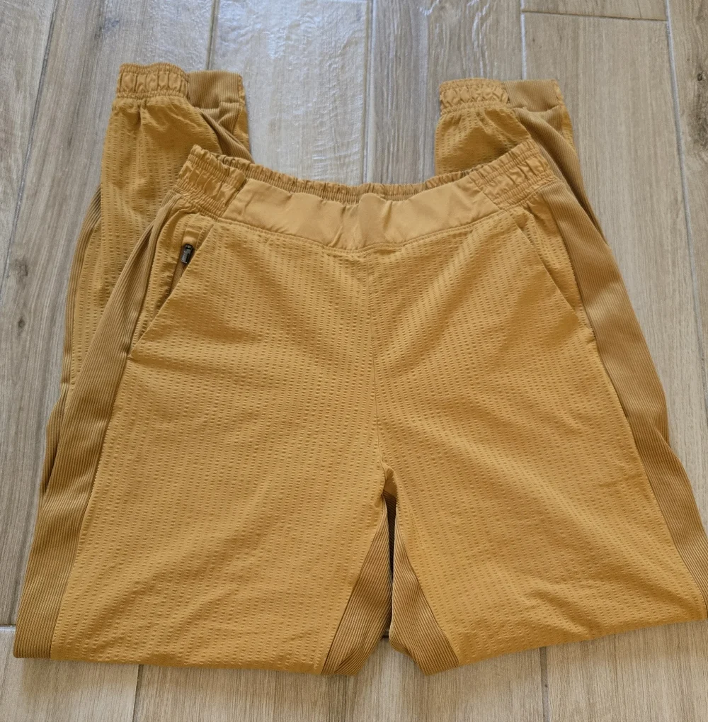 Athleta Textured Brooklyn Joggers, 4 - Picture 5 of 8